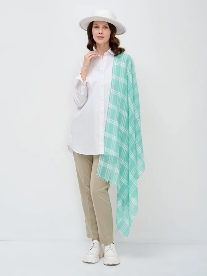 Палантин мятного цвета в клетку 90*180 см