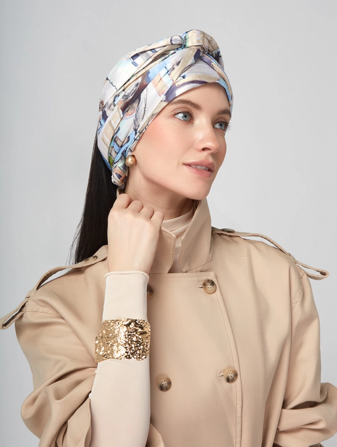 Палантин женский с авторским принтом