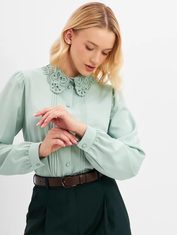 Блузка с воротником из кружева и защипами OD-913-4 св.зеленый