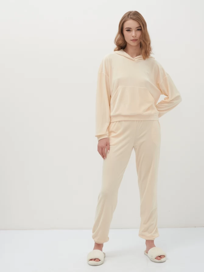 Худи из велюра