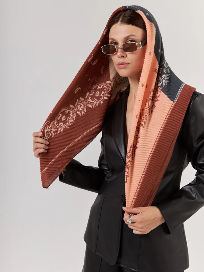 Платок женский многоцветный с принтом SPR-855-2