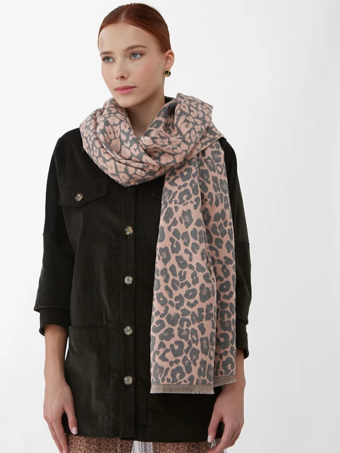 Палантин женский с леопардовым принтом двусторонний
