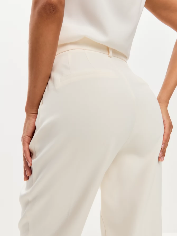 Брюки укороченные белые