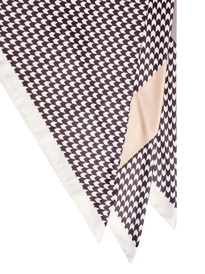 Платок с принтом "Гусиная лапка"