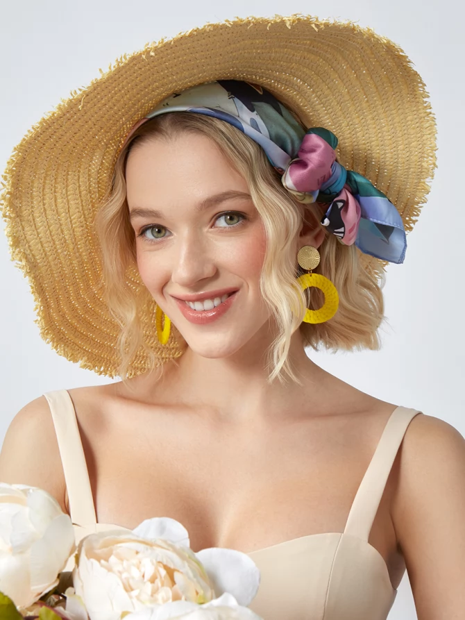 Платок женский с эксклюзивным арт-узором KSH16-67-4