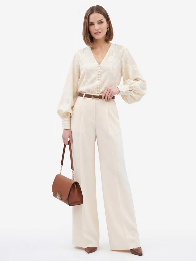 Блуза молочная с объемной вышивкой OD-987-2