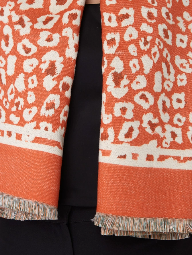 Палантин женский двусторонний с леопардовым принтом