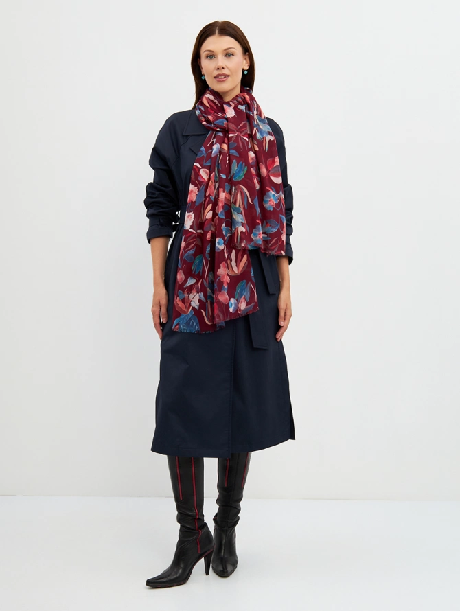 Палантин женский с флоральным принтом и бахромой