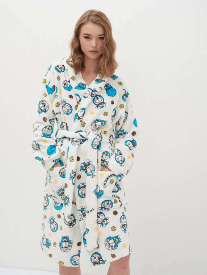 Халат плюшевый оверсайз с капюшоном и принтом