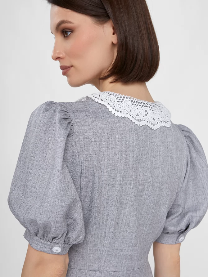 Платье с кружевным воротником  OD-888-2 св.серый