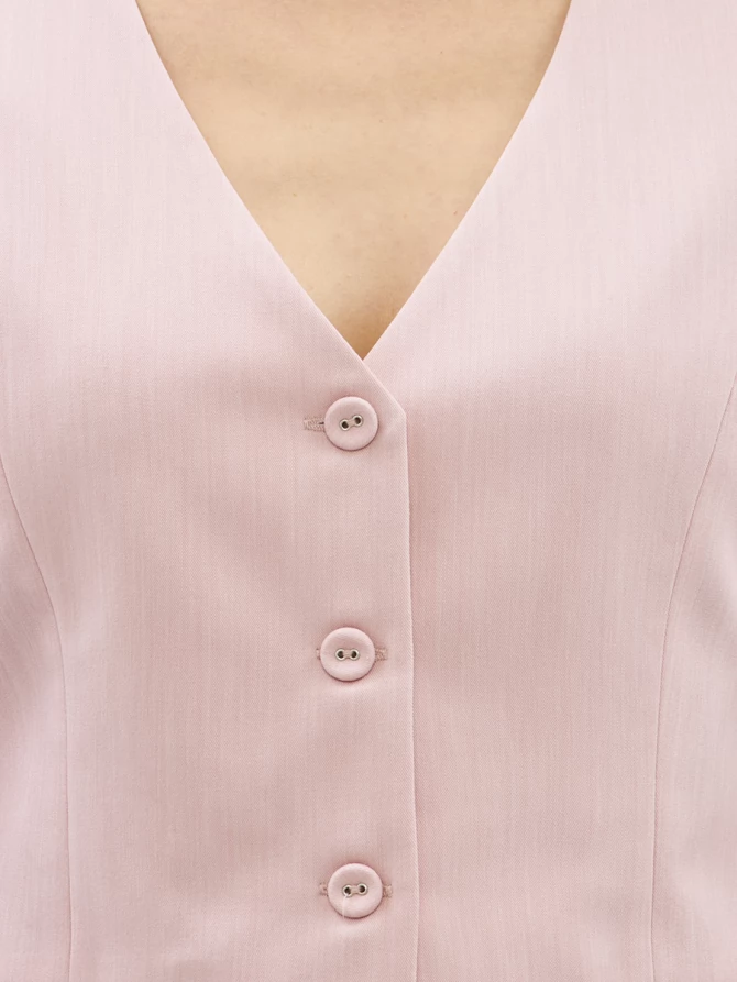 Жилет из костюмной ткани OD-920-3 розовый