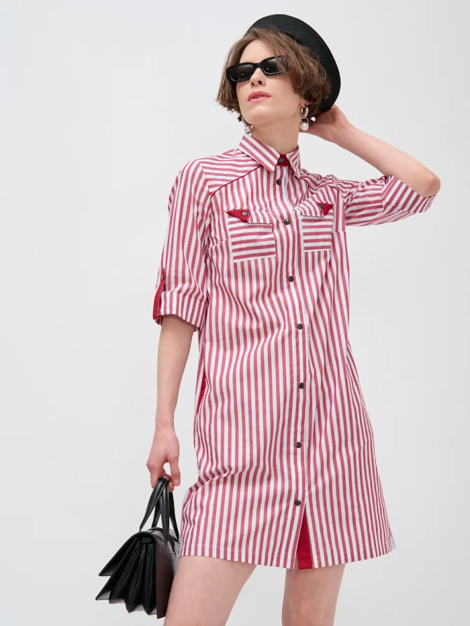 Платье-рубашка в полоску с контрастными вставками