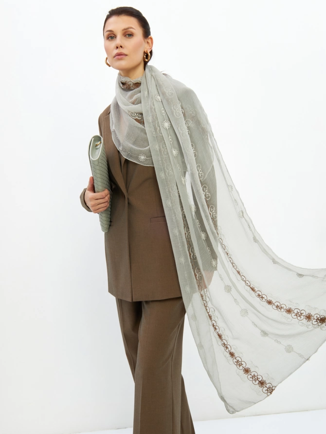 Палантин двусторонний с вышивкой DRK-1452-88