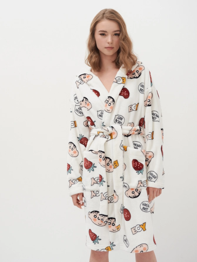 Халат плюшевый оверсайз с капюшоном и принтом