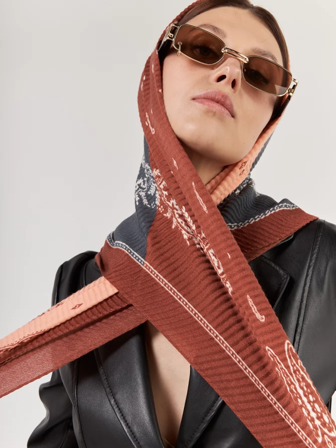 Платок женский многоцветный с принтом SPR-855-2