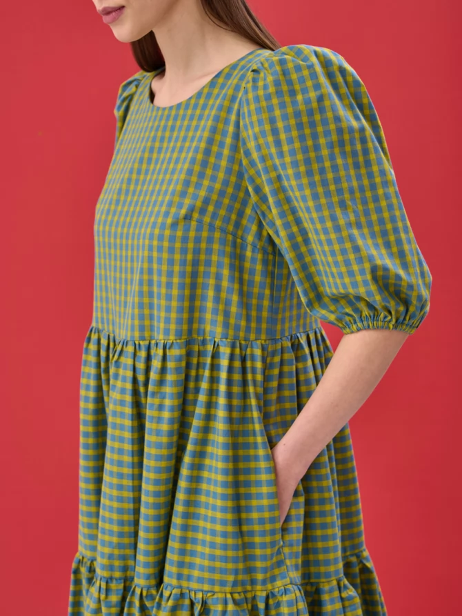 Платье с рукавами-буфами