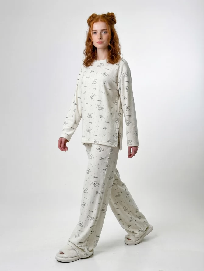 Пижама из велюра с принтом мишки с резинкой в комплекте OD-1009-3 молочный