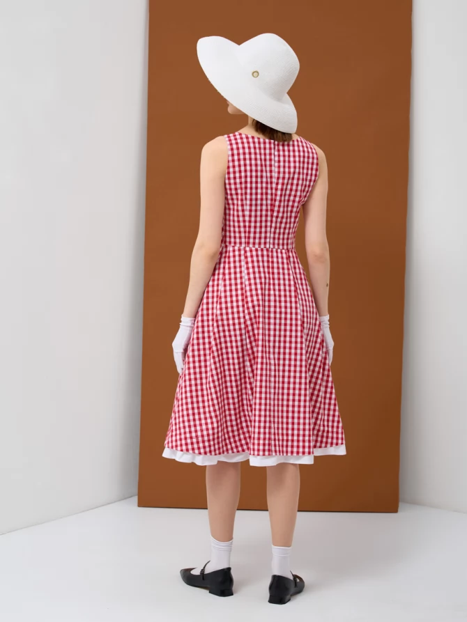 Платье хлопковое х-силуэта в красно-белую клетку