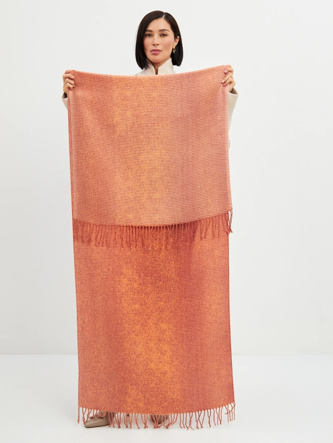 Палантин женский двусторонний с градиентом