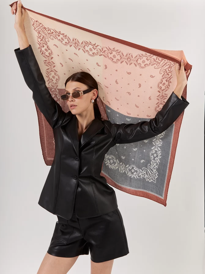 Платок женский многоцветный с принтом SPR-855-2