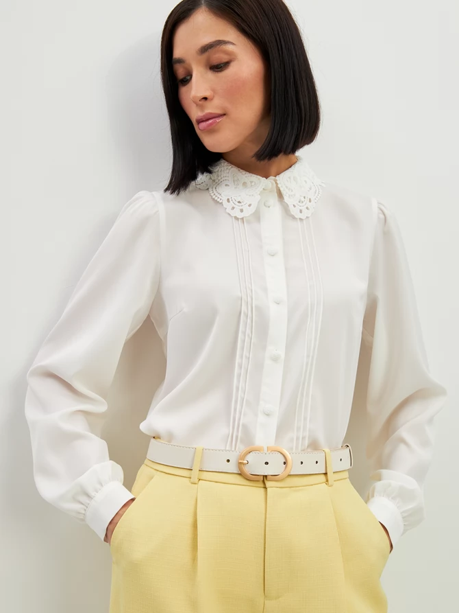 Блузка с воротником из кружева и защипами OD-913-1 белый