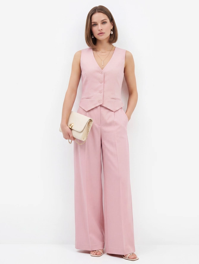 Жилет из костюмной ткани OD-920-3 розовый