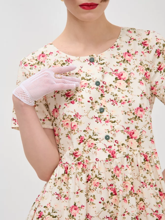 Платье хлопковое с цветочным принтом и кружевом