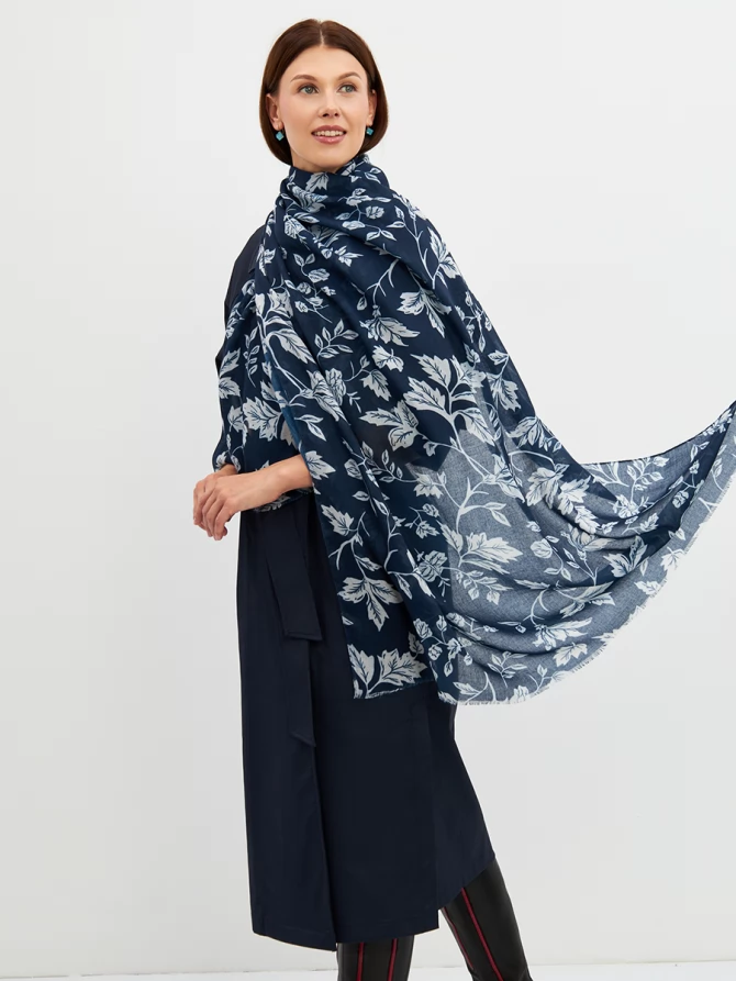 Палантин женский с принтом