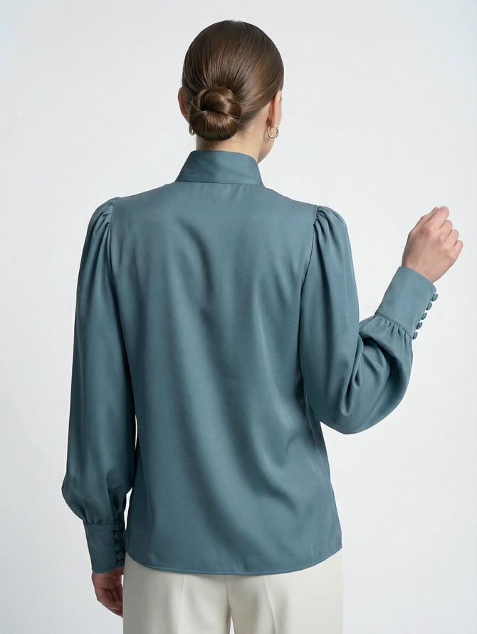 Блуза-косоворотка с множеством пуговиц, оттенок морской волны