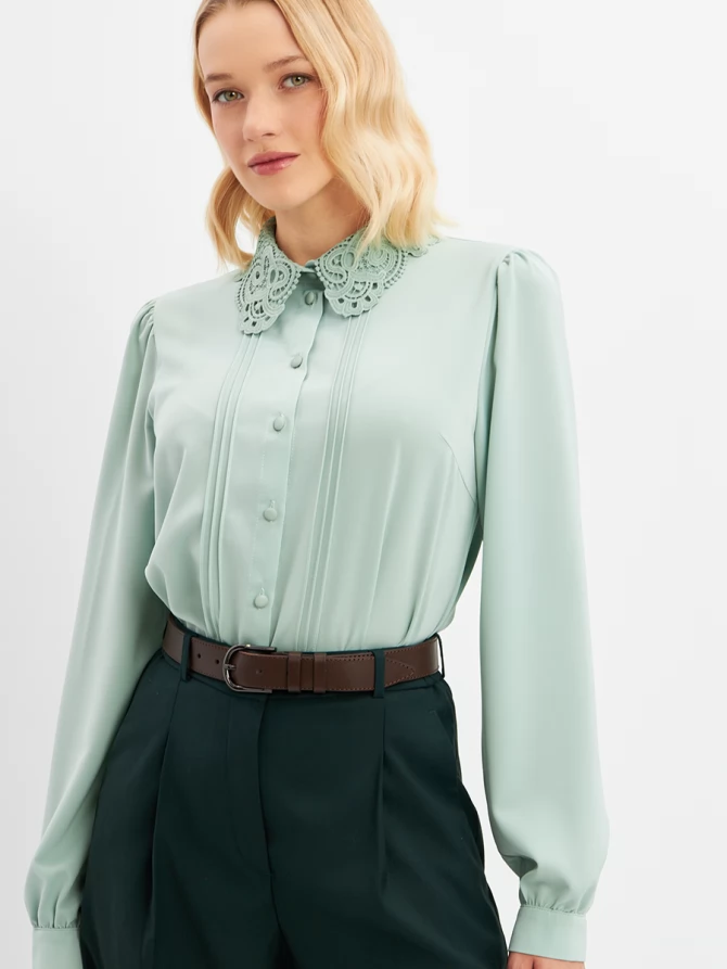 Блузка с воротником из кружева и защипами OD-913-4 св.зеленый