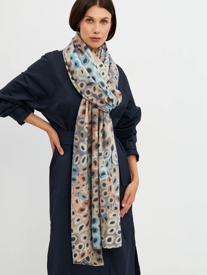 Палантин женский жатый двусторонний с абстрактным принтом