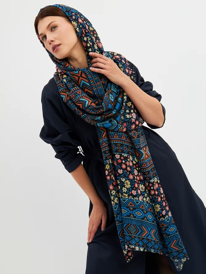 Палантин женский с этническим и цветочным узором
