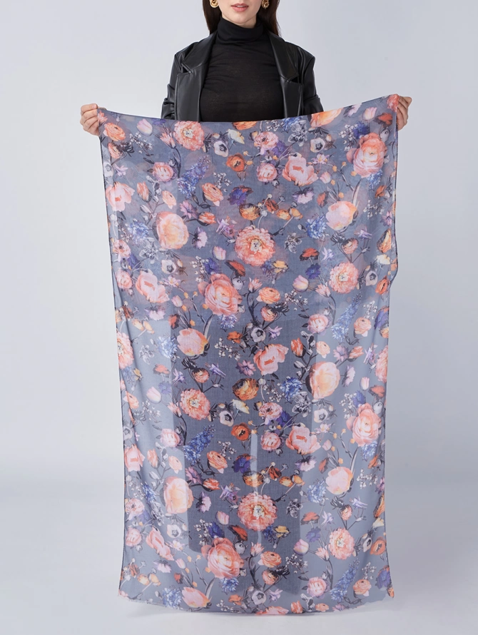 Палантин женский с цветочным принтом