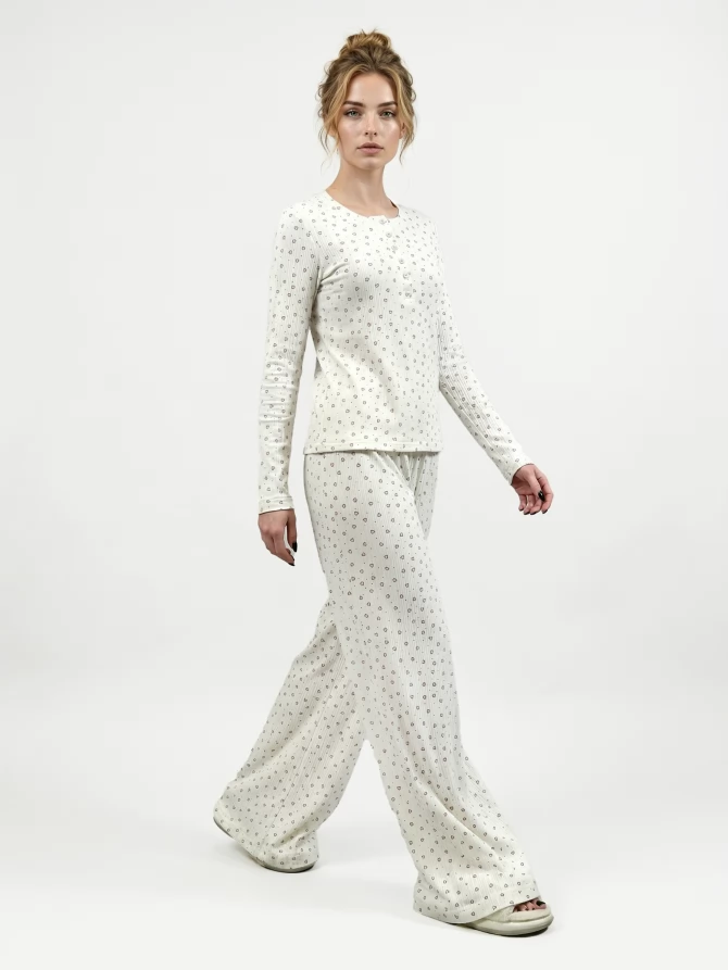 Пижама с принтом сердечки OD-1011-1 молочный