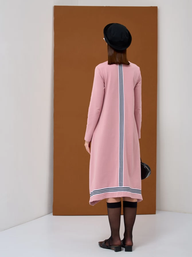 Платье с тесьмой по низу