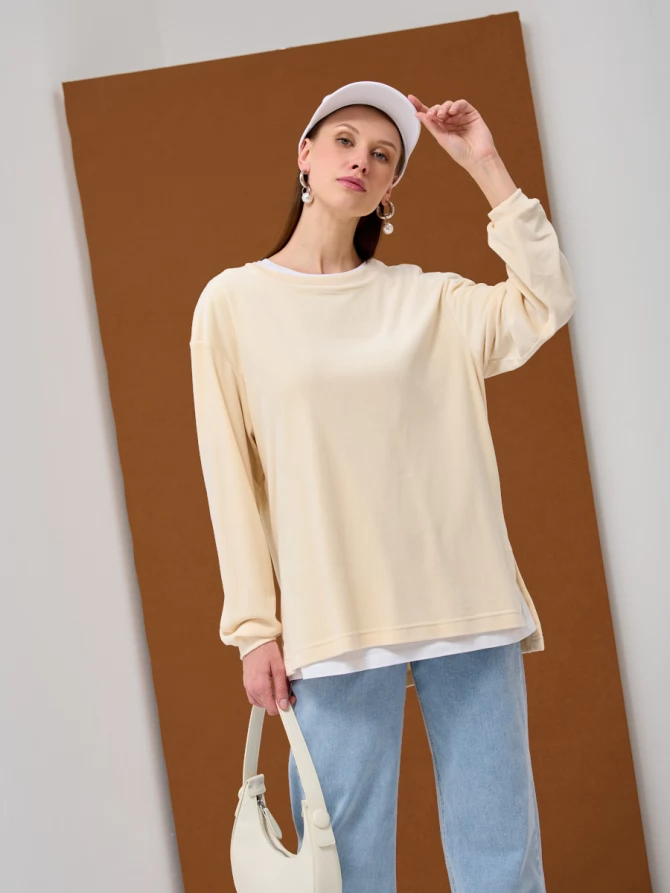 Свитшот оверсайз из велюра