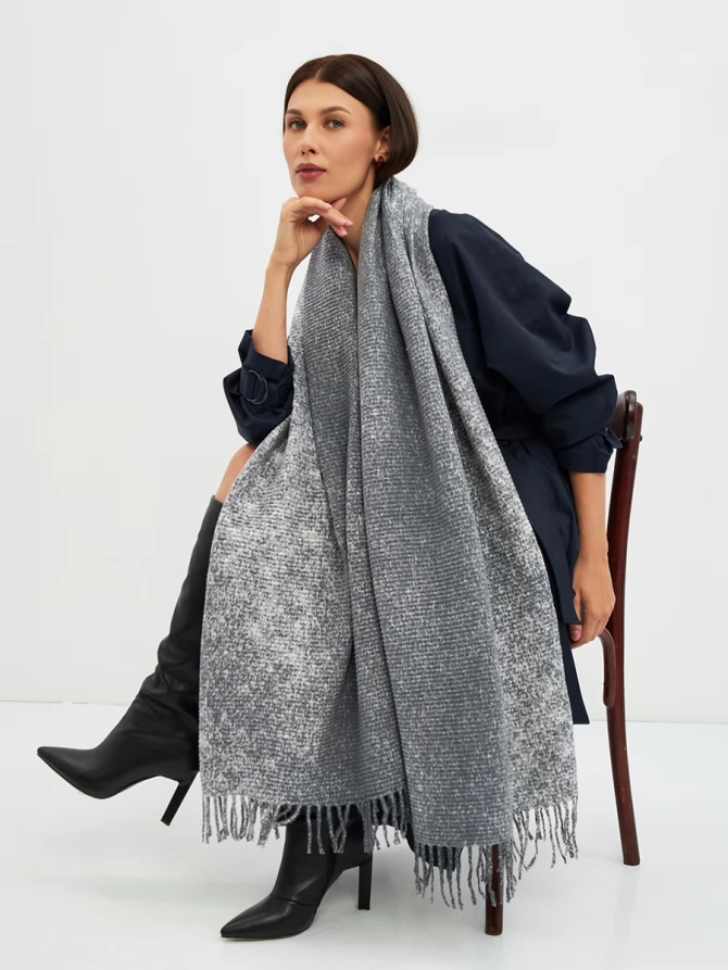 Двусторонний палантин с градиентом