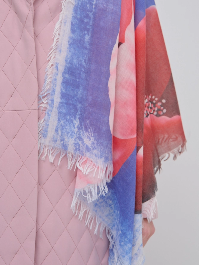 Палантин с принтом ярких маков