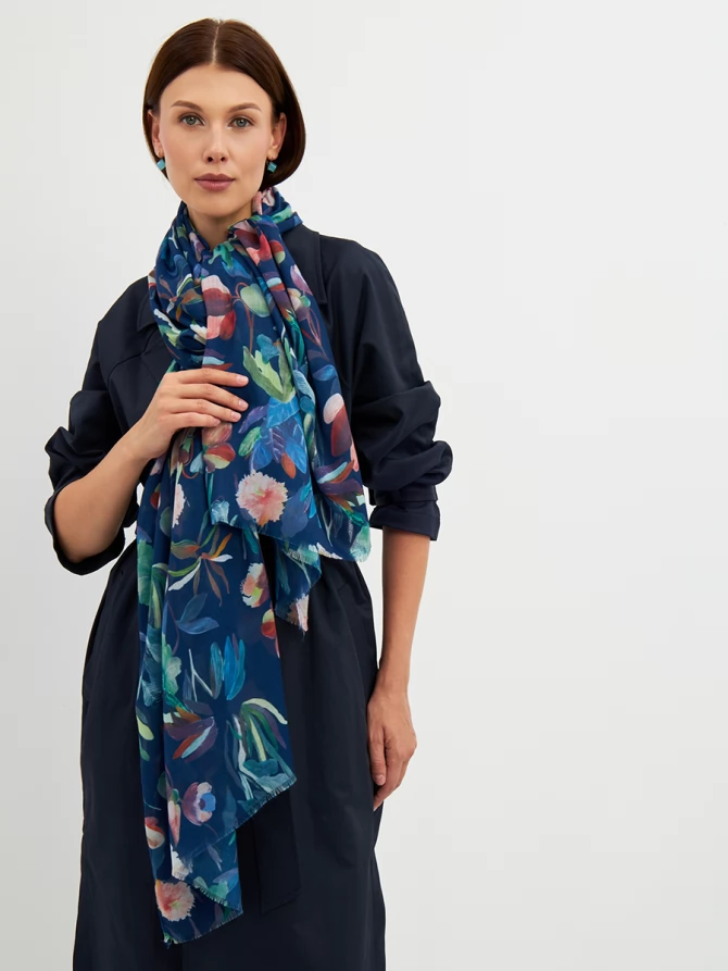 Палантин женский с цветочным принтом