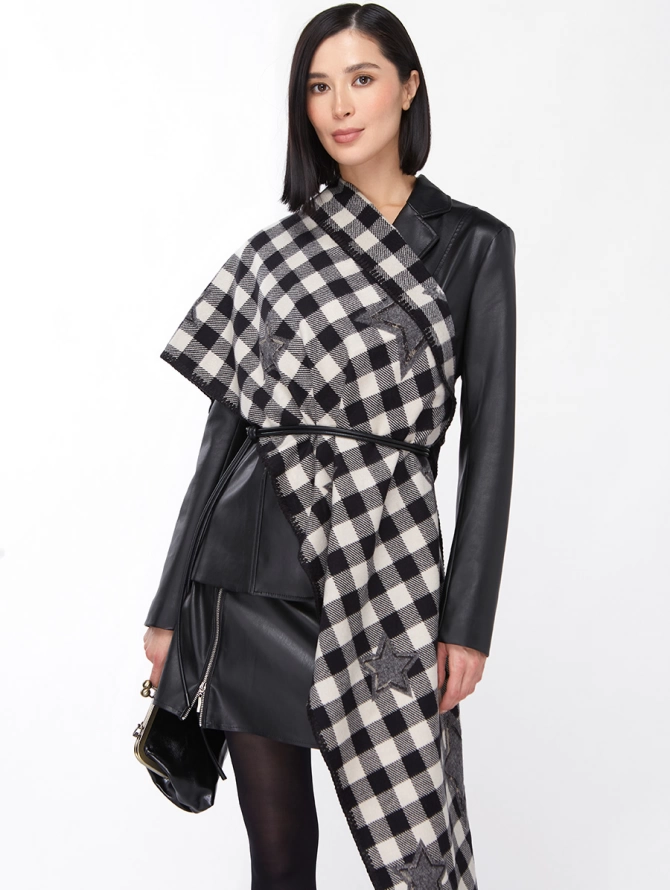 Палантин в клетку со звездами