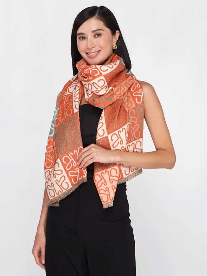 Палантин женский двусторонний с геометрическим узором