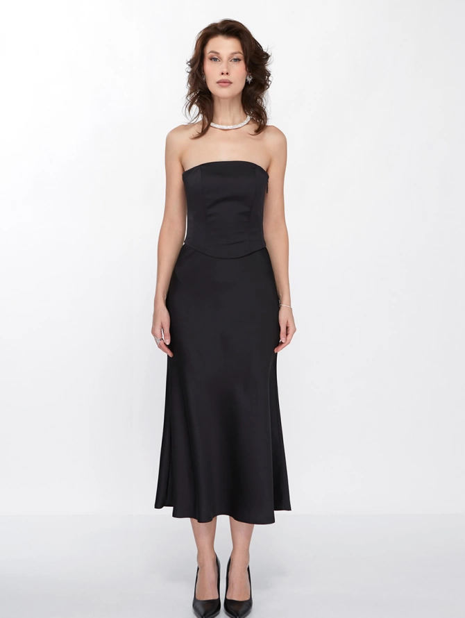 Юбка миди атласная по косой черная