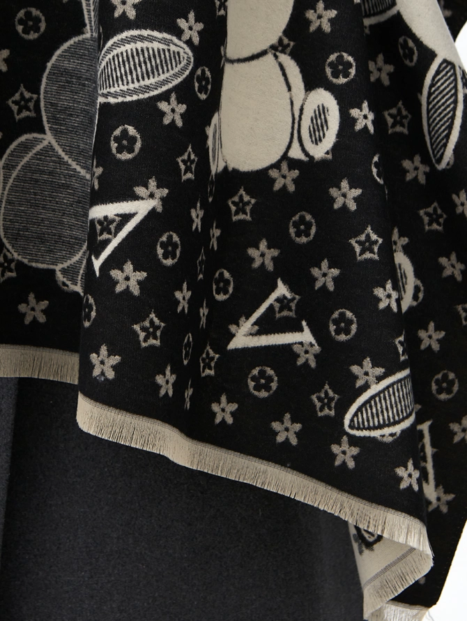 Палантин женский двусторонний с принтом "Кролики"