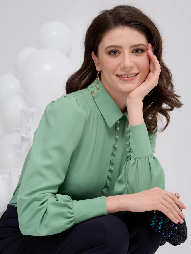 Блузка однотонная