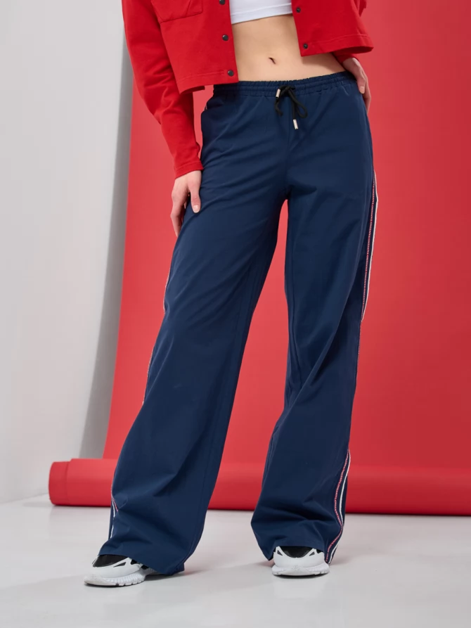 Брюки с тесьмой