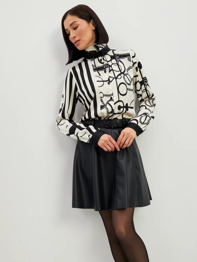 Блузка из атласной ткани  OD-887-1 черно-белая