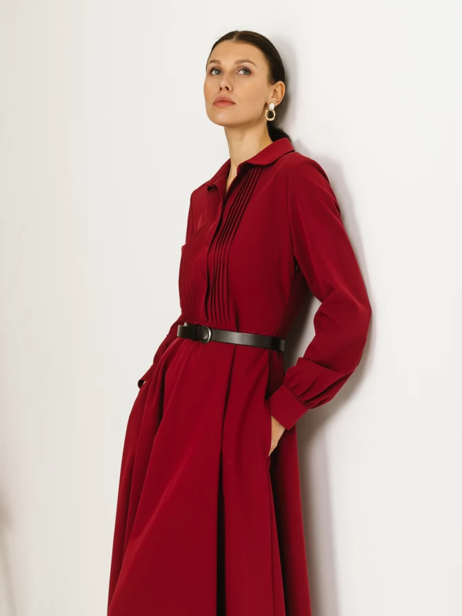 Платье из костюмной ткани с контрастным воротником и манжетом OD-841-3 бордо
