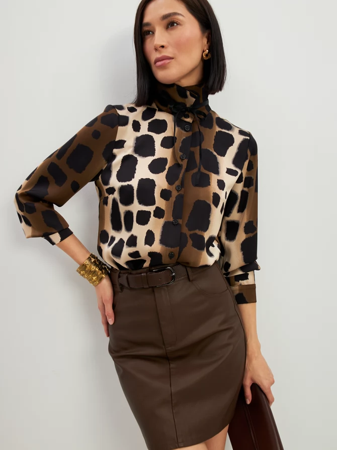 Блузка из атласной ткани OD-887-5 леопард коричневый с хаки