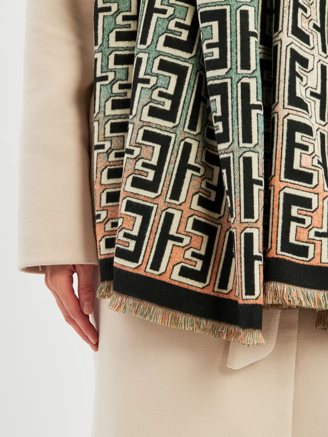 Палантин женский двусторонний с геометрическим принтом