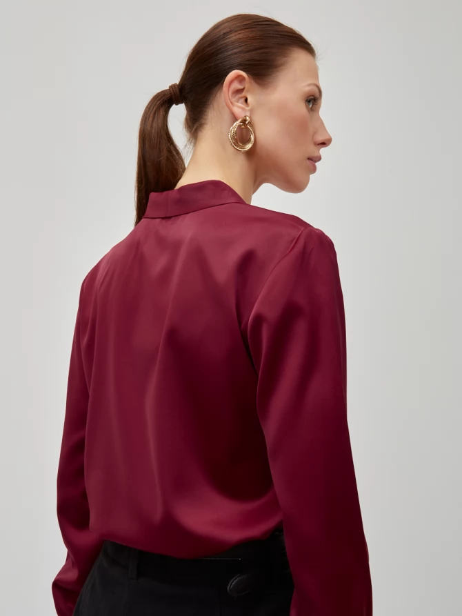 Блузка из сатина с V вырезом, бордовая